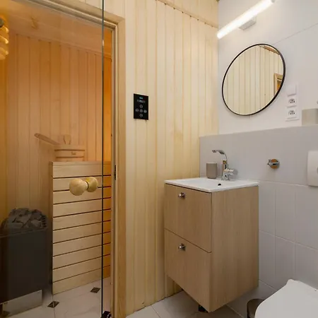 3-bedroom With Private Sauna - Sebastiana 31 كراكوفيا
